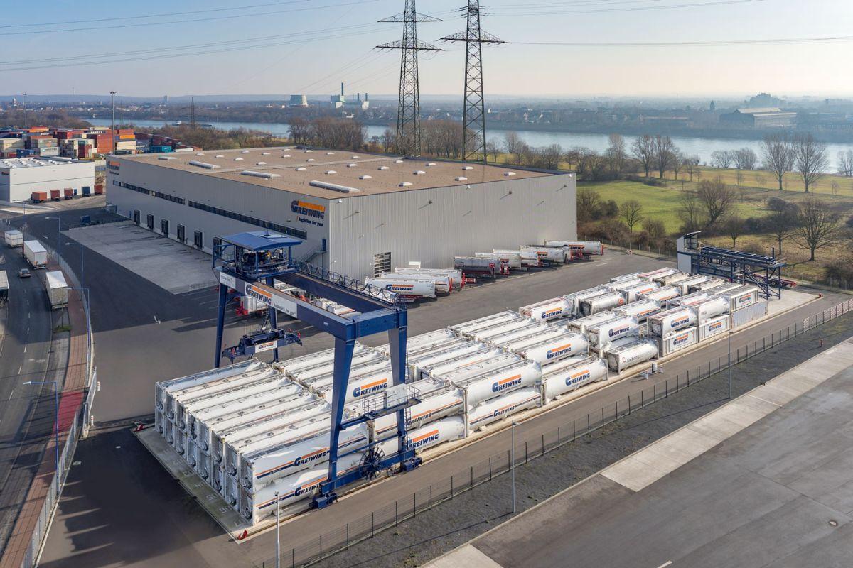 Drohnenaufnahme des Standortes Duisburg der GREIWING logistics for you GmbH Drohnenaufnahme des Standortes Duisburg der GREIWING logistics for you GmbH